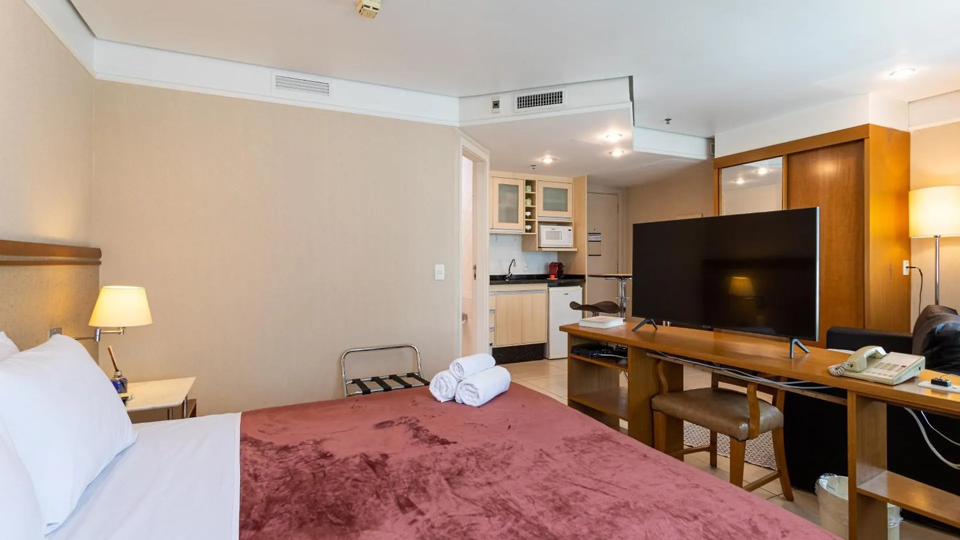 Maximus Luxury In Vila Olimpia - Flat At The Radisson Hotel Sao Paulo 0*,  Brazil